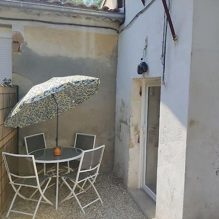 Logement Entier Style Chalet - 1 A 5 Pers - Langon  Exterior foto